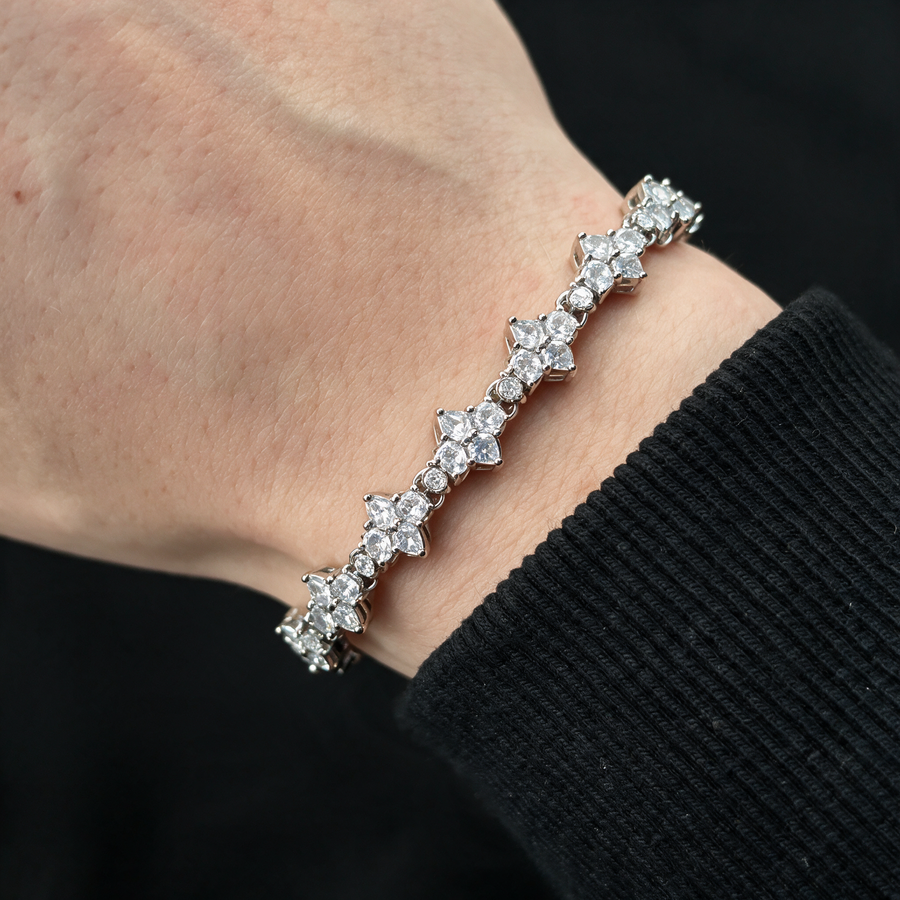 Pulsera plata con cristales tallados