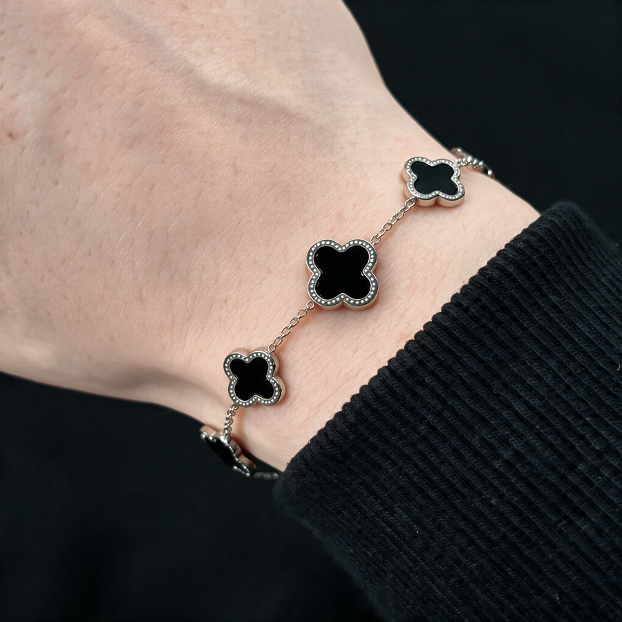 Pulsera plata trebol